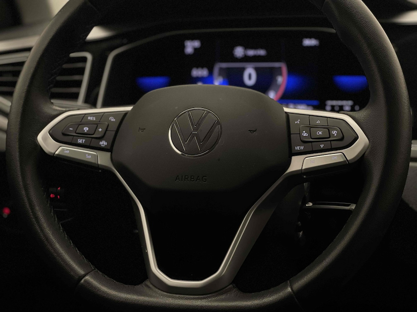 Foto do veículo VOLKSWAGEN NIVUS 1.0 200 TSI TOTAL FLEX COMFORTLINE AUTOMÁTICO 2023 34.420 KM 100.900,00