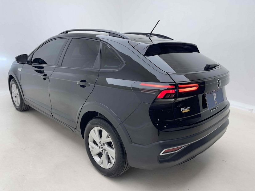 Foto do veículo VOLKSWAGEN NIVUS 1.0 200 TSI TOTAL FLEX COMFORTLINE AUTOMÁTICO 2023 34.420 KM 100.900,00