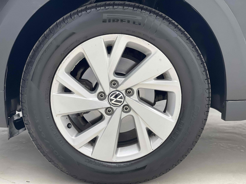 Foto do veículo VOLKSWAGEN NIVUS 1.0 200 TSI TOTAL FLEX COMFORTLINE AUTOMÁTICO 2023 34.420 KM 100.900,00