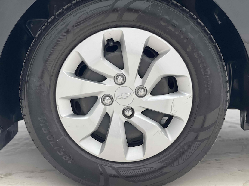 Foto do veículo CHEVROLET ONIX 1.0 MPFI LT 8V FLEX 4P MANUAL 2019 65.013 KM 54.900,00