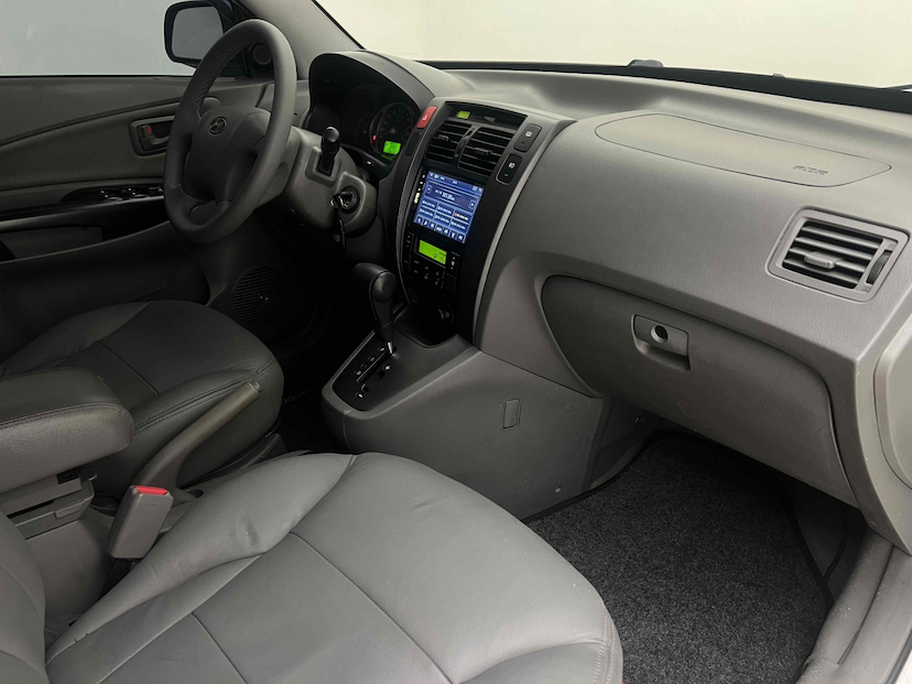 Foto do veículo HYUNDAI TUCSON 2.0 MPFI GLS 16V 143CV 2WD FLEX 4P AUTOMÁTICO 2016 101.723 KM 57.900,00