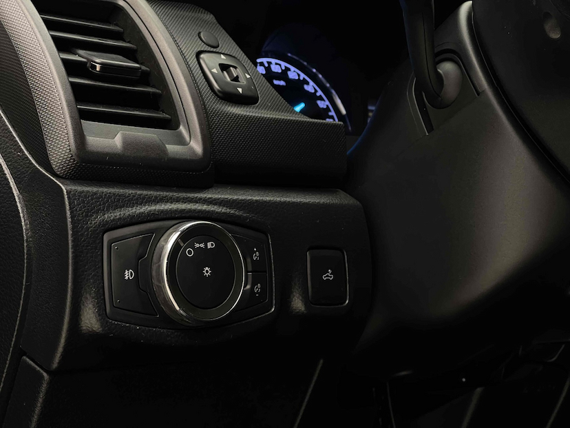 Foto do veículo FORD RANGER 2.2 BLACK 4X2 CD 16V DIESEL 4P AUTOMÁTICO 2022 80.208 KM 151.900,00