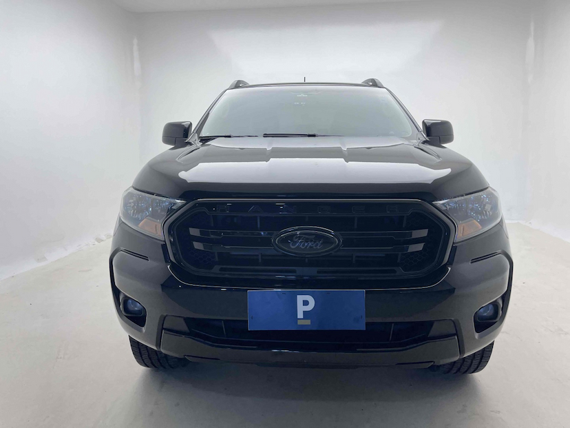 Foto do veículo FORD RANGER 2.2 BLACK 4X2 CD 16V DIESEL 4P AUTOMÁTICO 2022 80.208 KM 151.900,00