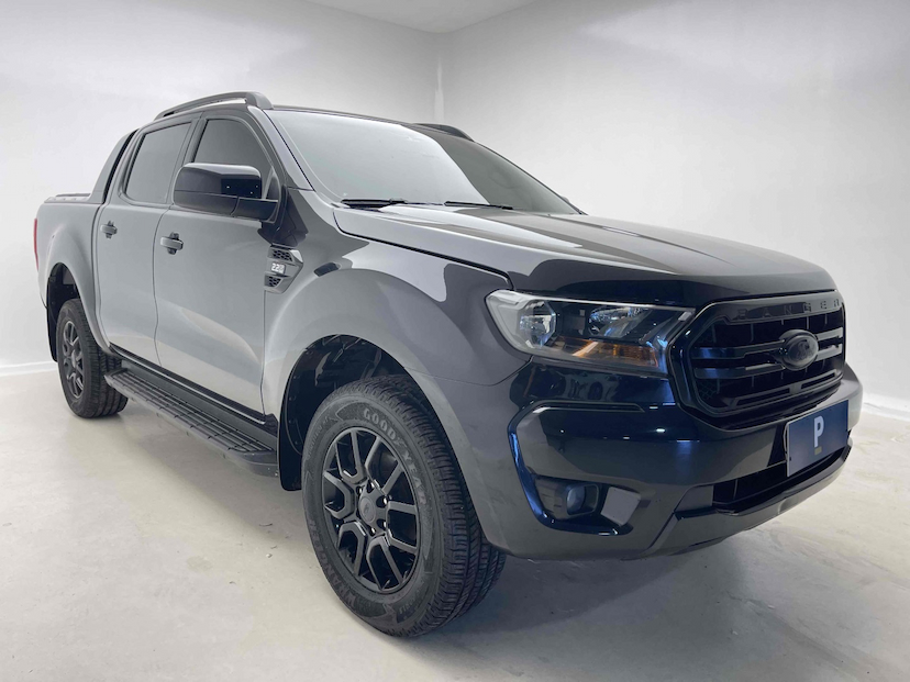 Foto do veículo FORD RANGER 2.2 BLACK 4X2 CD 16V DIESEL 4P AUTOMÁTICO 2022 80.208 KM 151.900,00