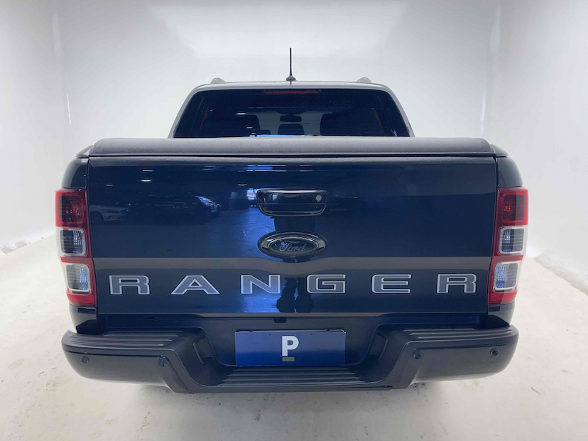 Foto do veículo FORD RANGER 2.2 BLACK 4X2 CD 16V DIESEL 4P AUTOMÁTICO 2022 80.208 KM 151.900,00