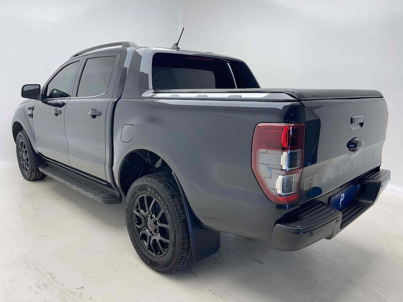 Foto do veículo FORD RANGER 2.2 BLACK 4X2 CD 16V DIESEL 4P AUTOMÁTICO 2022 80.208 KM 151.900,00