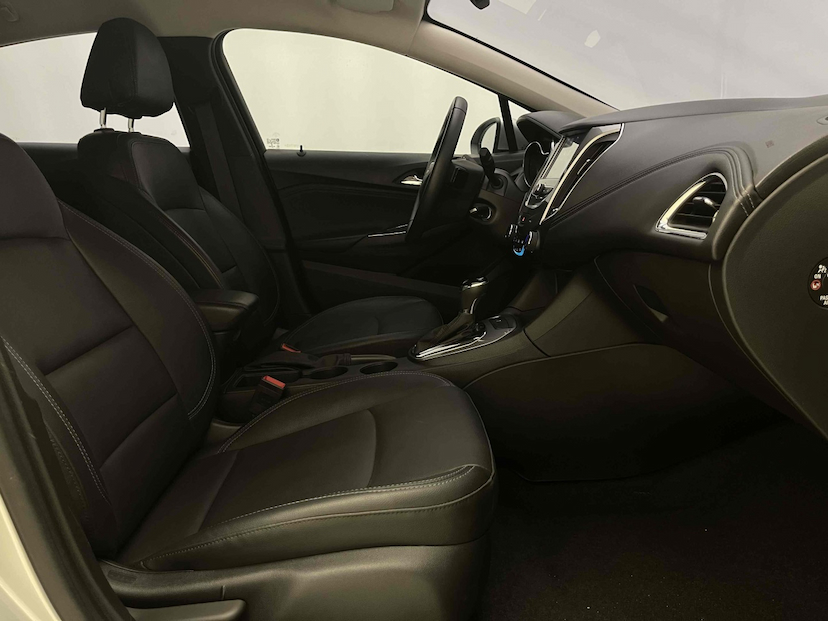 Foto do veículo CHEVROLET CRUZE 1.4 TURBO LT 16V FLEX 4P AUTOMÁTICO 2019 20.620 KM 89.900,00