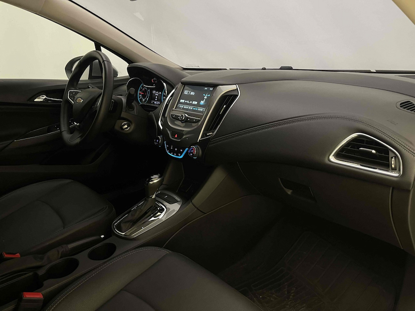 Foto do veículo CHEVROLET CRUZE 1.4 TURBO LT 16V FLEX 4P AUTOMÁTICO 2019 20.620 KM 89.900,00