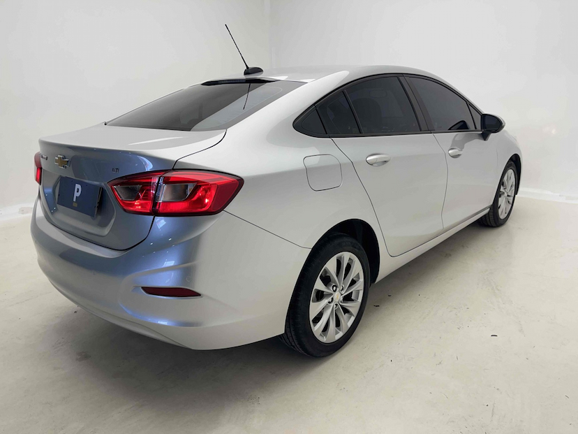 Foto do veículo CHEVROLET CRUZE 1.4 TURBO LT 16V FLEX 4P AUTOMÁTICO 2019 20.620 KM 89.900,00
