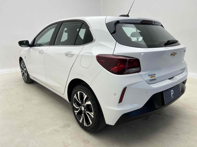 Foto do veículo CHEVROLET ONIX 1.0 TURBO FLEX PREMIER AUTOMÁTICO 2023 21.702 KM 92.900,00