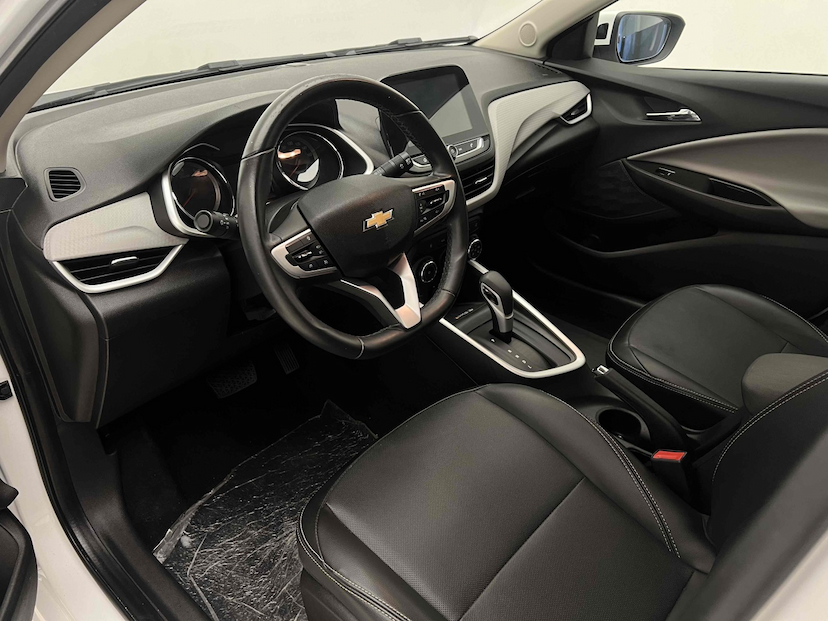 Foto do veículo CHEVROLET ONIX 1.0 TURBO FLEX PREMIER AUTOMÁTICO 2023 21.702 KM 92.900,00