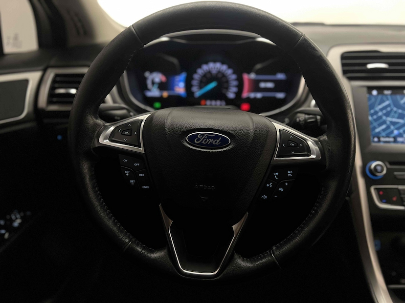 Foto do veículo FORD FUSION 2.5 SE 16V FLEX 4P AUTOMÁTICO 2017 84.763 KM 83.900,00