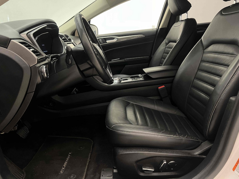 Foto do veículo FORD FUSION 2.5 SE 16V FLEX 4P AUTOMÁTICO 2017 84.763 KM 83.900,00