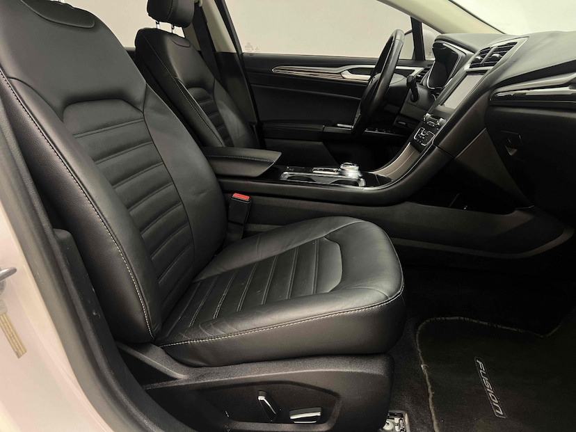 Foto do veículo FORD FUSION 2.5 SE 16V FLEX 4P AUTOMÁTICO 2017 84.763 KM 83.900,00