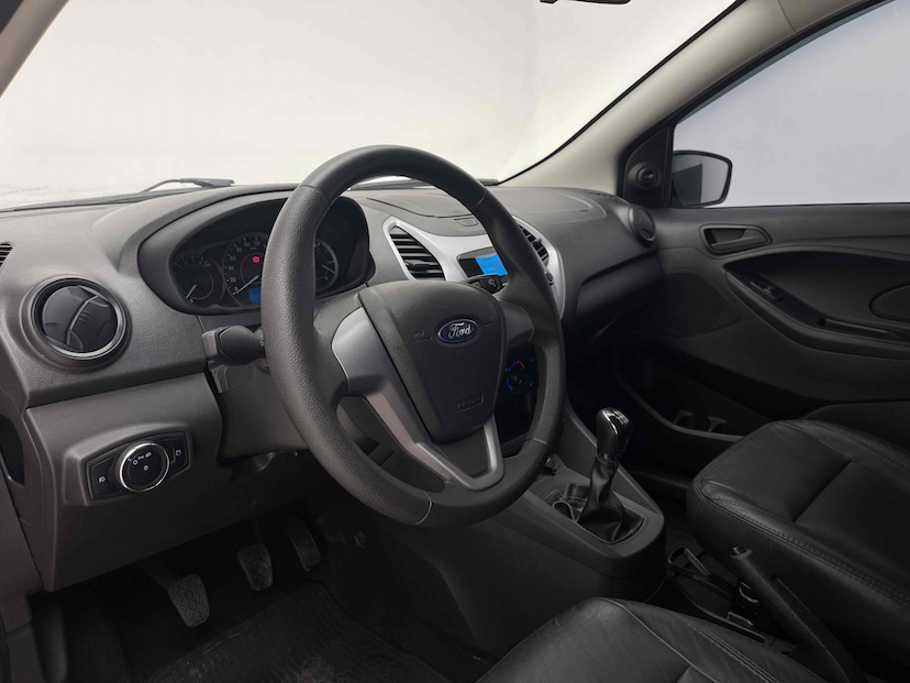 Foto do veículo FORD KA 1.5 TI-VCT FLEX SE SEDAN MANUAL 2020 47.969 KM 52.900,00