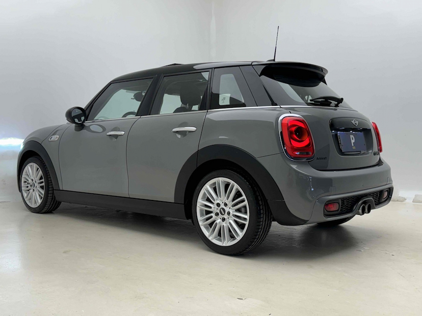 Foto do veículo MINI COOPER 2.0 S EXCLUSIVE 16V TURBO GASOLINA 4P AUTOMÁTICO 2017 61.105 KM 112.900,00