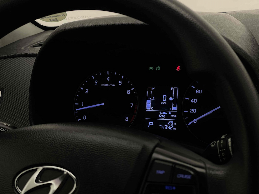 Foto do veículo HYUNDAI CRETA 1.6 16V FLEX PULSE AUTOMÁTICO 2017 74.342 KM 81.900,00