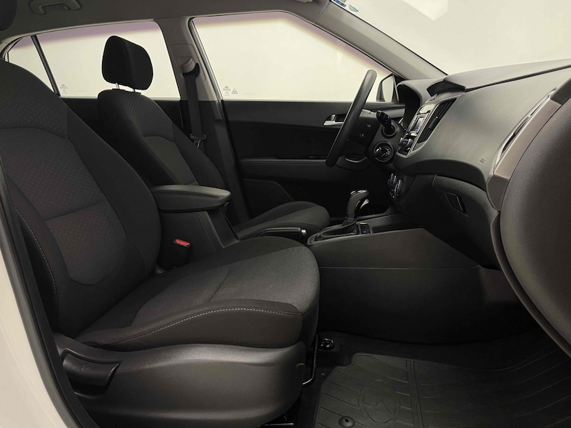 Foto do veículo HYUNDAI CRETA 1.6 16V FLEX PULSE AUTOMÁTICO 2017 74.342 KM 81.900,00