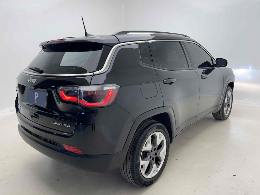 Foto do veículo JEEP COMPASS 2.0 16V DIESEL LIMITED 4X4 AUTOMÁTICO 2018 62.924 KM 118.900,00
