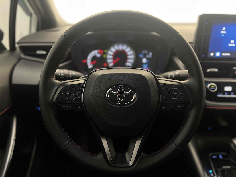 Foto do veículo TOYOTA COROLLA 2.0 VVT-IE FLEX GR-S DIRECT SHIFT 2023 15.097 KM 147.900,00