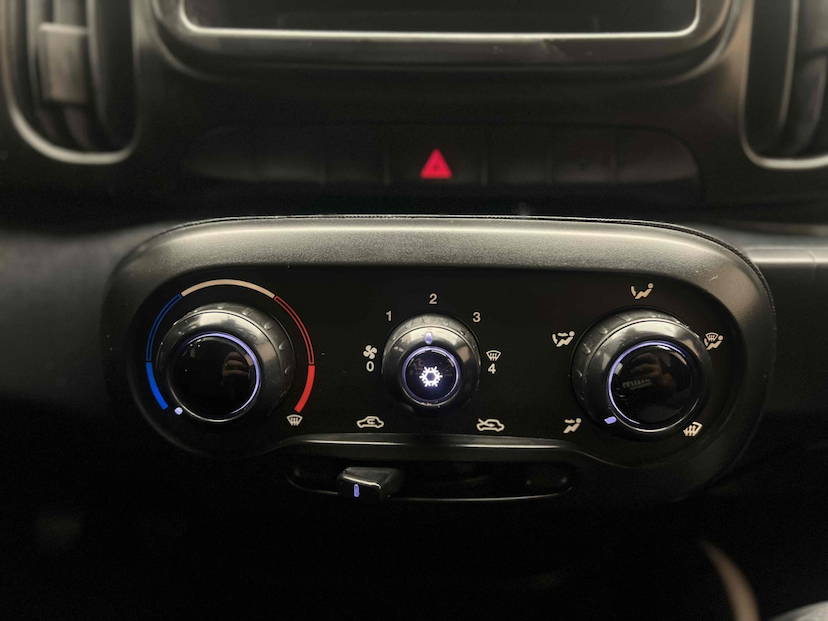 Foto do veículo FIAT MOBI 1.0 EVO FLEX LIKE. MANUAL 2019 65.184 KM 43.900,00