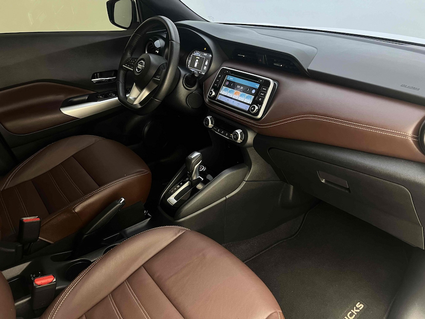 Foto do veículo NISSAN KICKS 1.6 16V FLEXSTART SL 4P XTRONIC 2019 56.485 KM 87.900,00