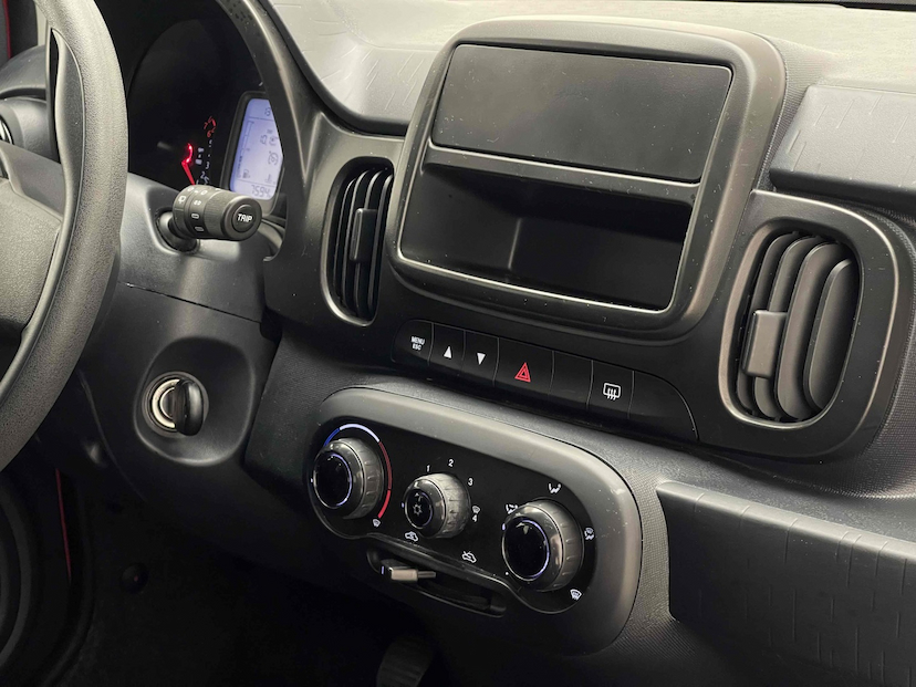 Foto do veículo FIAT MOBI 1.0 EVO FLEX LIKE. MANUAL 2022 7.594 KM 52.900,00