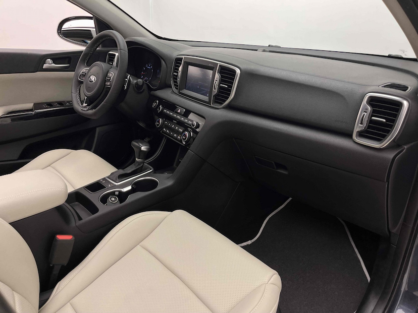 Foto do veículo KIA SPORTAGE 2.0 EX 4X2 16V FLEX 4P AUTOMÁTICO 2017 49.382 KM 110.900,00