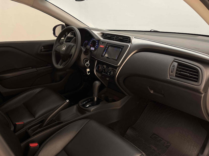 Foto do veículo HONDA CITY 1.5 DX 16V FLEX 4P AUTOMÁTICO 2017 39.266 KM 70.900,00