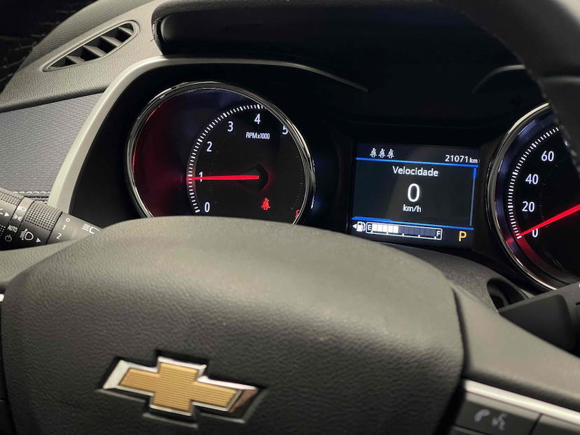 Foto do veículo CHEVROLET TRACKER 1.0 TURBO FLEX PREMIER AUTOMÁTICO 2023 21.071 KM 120.900,00