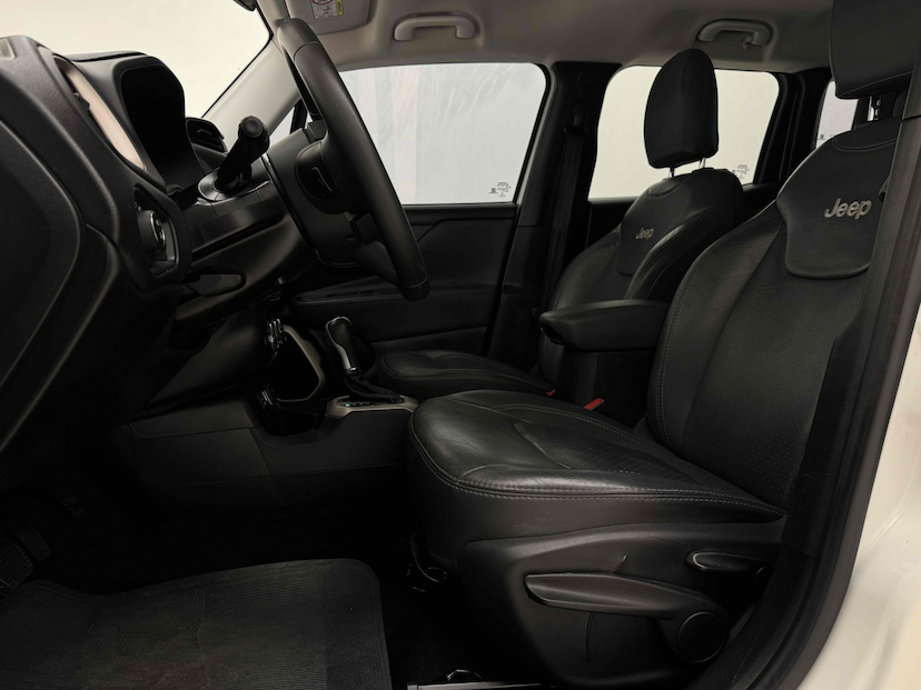 Foto do veículo JEEP RENEGADE 1.8 16V FLEX SPORT 4P AUTOMÁTICO 2016 72.143 KM 65.900,00