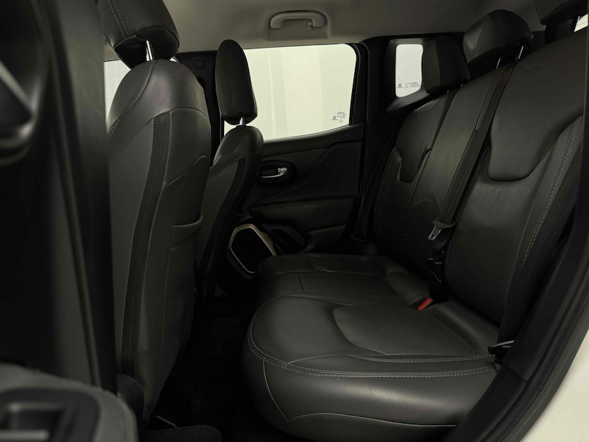 Foto do veículo JEEP RENEGADE 1.8 16V FLEX SPORT 4P AUTOMÁTICO 2016 72.143 KM 65.900,00