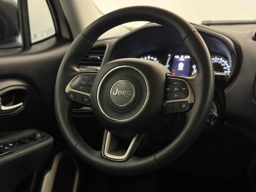 Foto do veículo JEEP RENEGADE 1.8 16V FLEX SPORT 4P AUTOMÁTICO 2016 72.143 KM 65.900,00