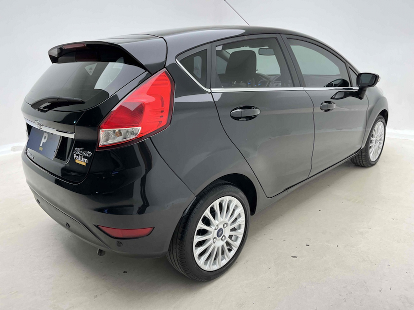Foto do veículo FORD FIESTA 1.6 TITANIUM HATCH 16V FLEX 4P POWERSHIFT 2015 104.640 KM 44.900,00