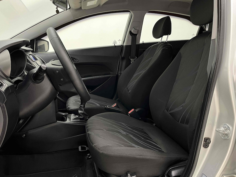Foto do veículo HYUNDAI HB20 1.0 COMFORT 12V FLEX 4P MANUAL 2014 76.211 KM 39.900,00