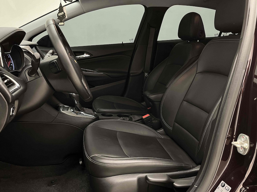 Foto do veículo CHEVROLET CRUZE 1.4 TURBO LT 16V FLEX 4P AUTOMÁTICO 2020 22.263 KM 97.900,00