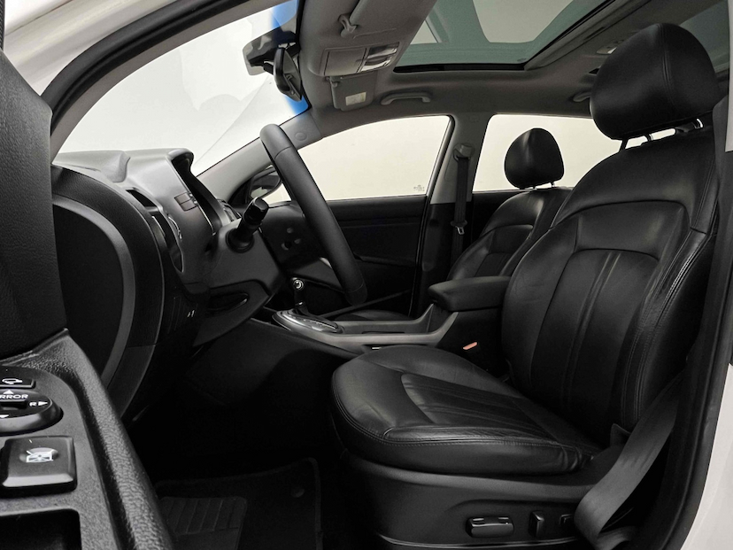 Foto do veículo KIA SPORTAGE 2.0 EX 4X2 16V FLEX 4P AUTOMÁTICO 2016 76.792 KM 86.900,00