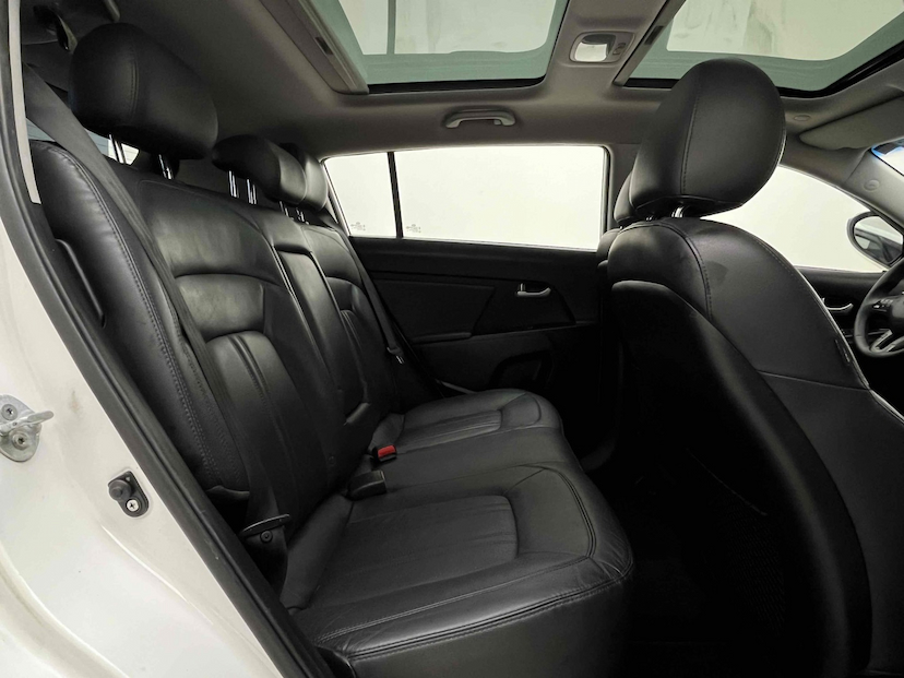 Foto do veículo KIA SPORTAGE 2.0 EX 4X2 16V FLEX 4P AUTOMÁTICO 2016 76.792 KM 86.900,00