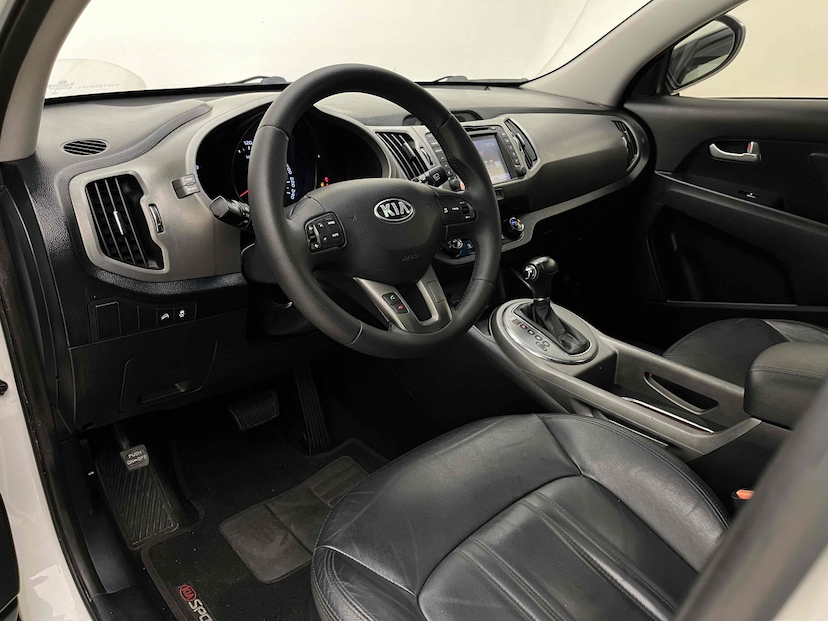 Foto do veículo KIA SPORTAGE 2.0 EX 4X2 16V FLEX 4P AUTOMÁTICO 2016 76.792 KM 86.900,00
