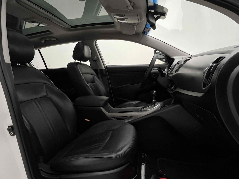 Foto do veículo KIA SPORTAGE 2.0 EX 4X2 16V FLEX 4P AUTOMÁTICO 2016 76.792 KM 86.900,00