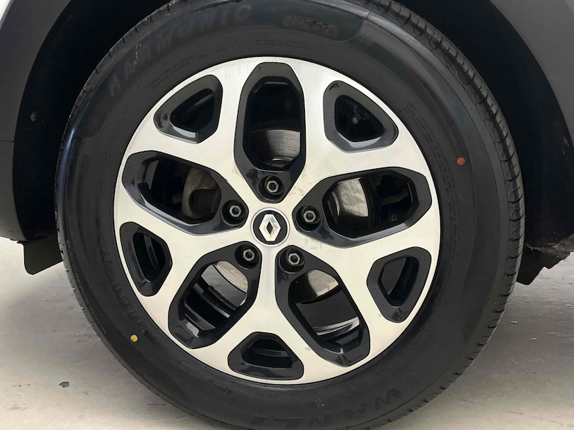 Foto do veículo RENAULT CAPTUR 1.6 16V SCE FLEX INTENSE X-TRONIC 2020 64.837 KM 80.900,00