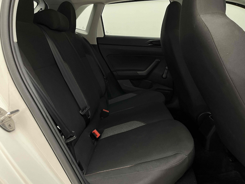 Foto do veículo VOLKSWAGEN POLO 1.0 MPI TRACK MANUAL 2023 34.519 KM 70.900,00