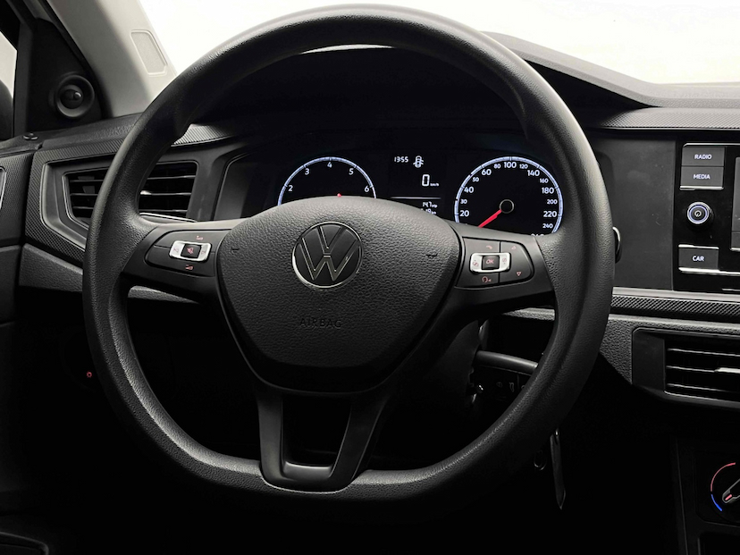 Foto do veículo VOLKSWAGEN POLO 1.0 MPI TRACK MANUAL 2023 34.519 KM 70.900,00