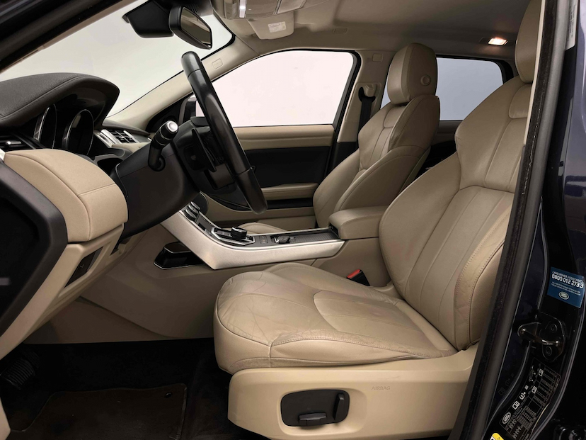 Foto do veículo LAND ROVER RANGE ROVER EVOQUE 2.0 SE 4WD 16V GASOLINA 4P AUTOMÁTICO 2018 48.659 KM 127.900,00