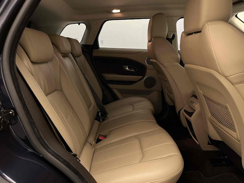 Foto do veículo LAND ROVER RANGE ROVER EVOQUE 2.0 SE 4WD 16V GASOLINA 4P AUTOMÁTICO 2018 48.659 KM 127.900,00