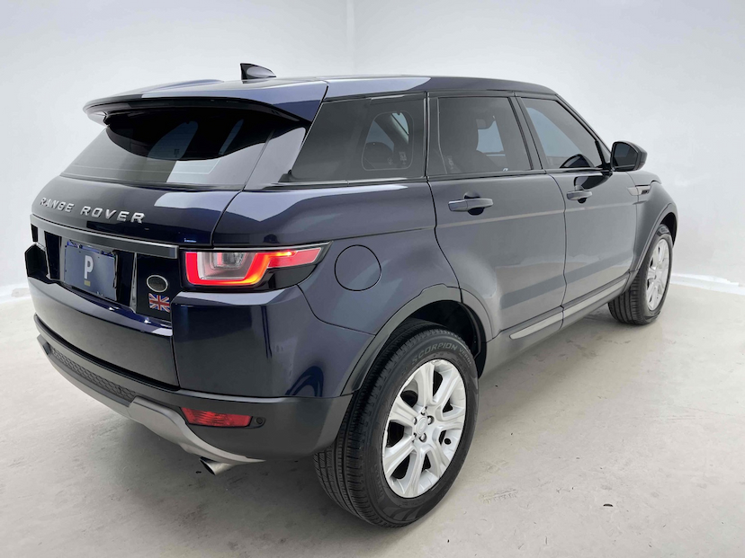 Foto do veículo LAND ROVER RANGE ROVER EVOQUE 2.0 SE 4WD 16V GASOLINA 4P AUTOMÁTICO 2018 48.659 KM 127.900,00