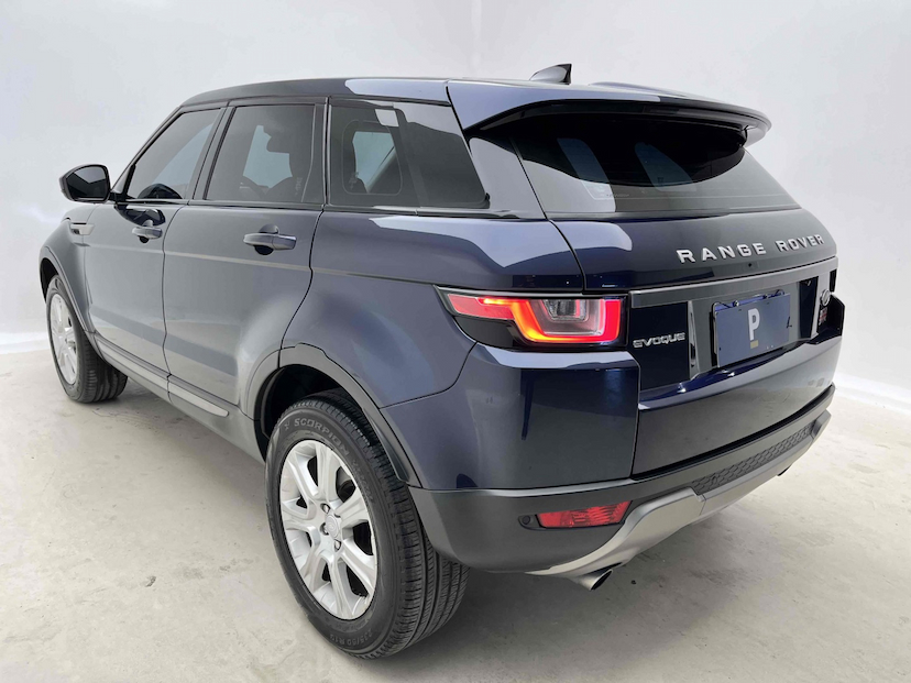 Foto do veículo LAND ROVER RANGE ROVER EVOQUE 2.0 SE 4WD 16V GASOLINA 4P AUTOMÁTICO 2018 48.659 KM 127.900,00