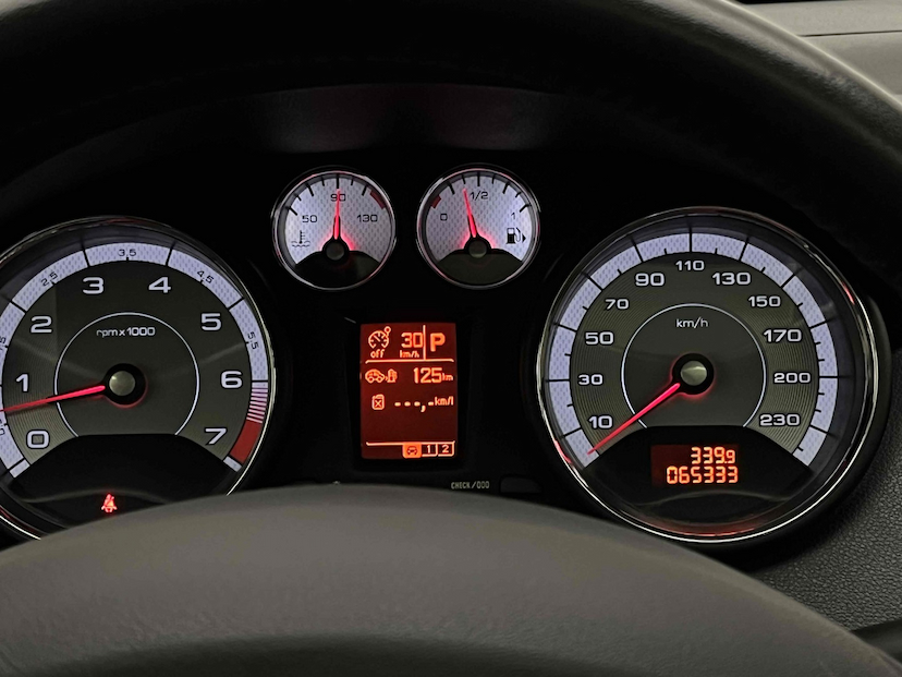 Foto do veículo PEUGEOT 308 1.6 ALLURE THP 16V FLEX 4P AUTOMÁTICO 2017 65.333 KM 57.900,00