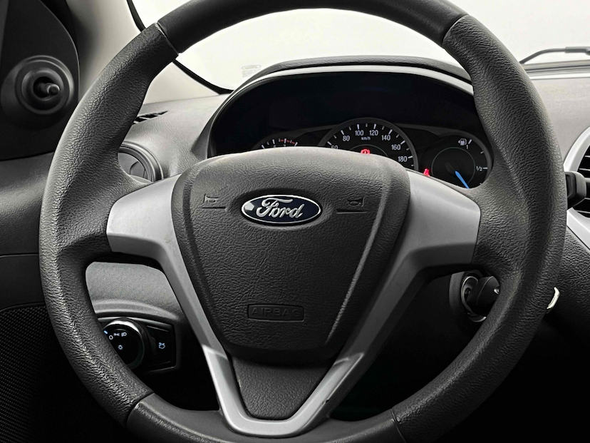 Foto do veículo FORD KA 1.0 TI-VCT FLEX SE SEDAN MANUAL 2020 87.281 KM 47.900,00
