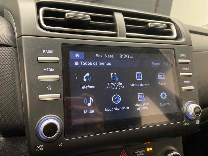 Foto do veículo HYUNDAI CRETA 1.0 TGDI FLEX COMFORT AUTOMÁTICO 2024 8.578 KM 119.900,00